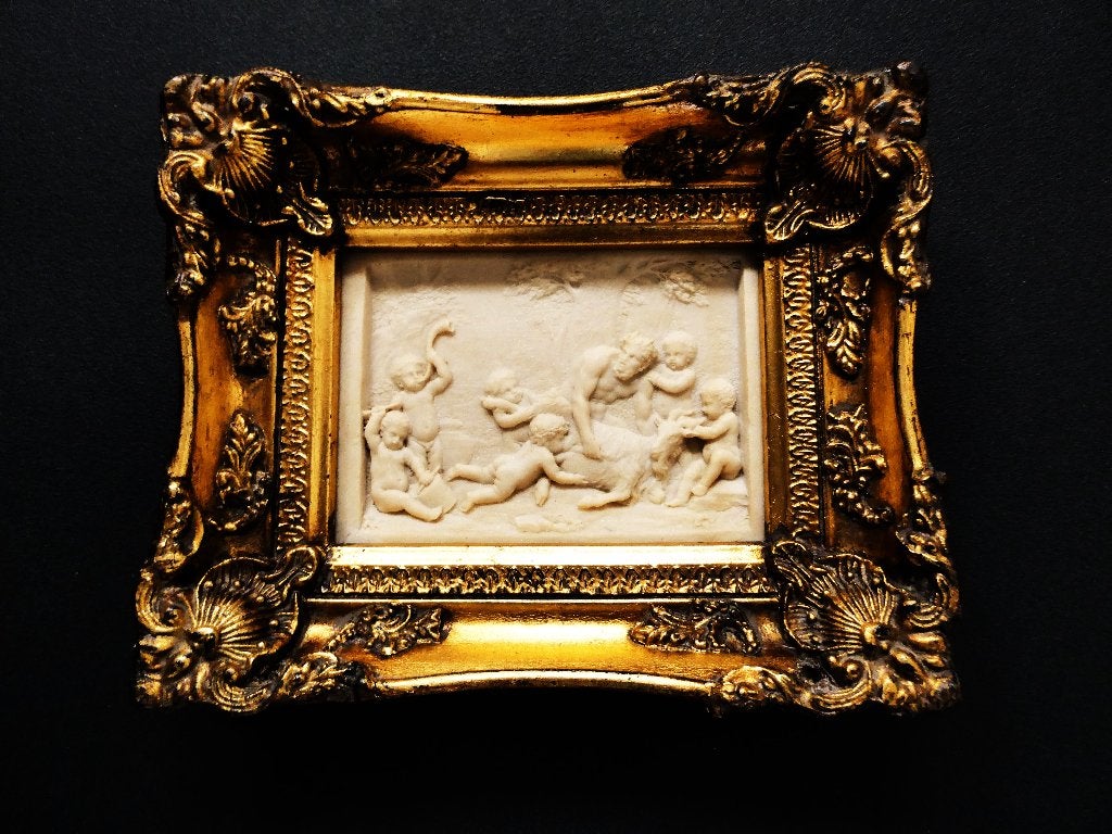 Albast plaquette gouden lijst Bacchanten putti geit God Pan, Antiek en Kunst, Curiosa en Brocante, Ophalen of Verzenden