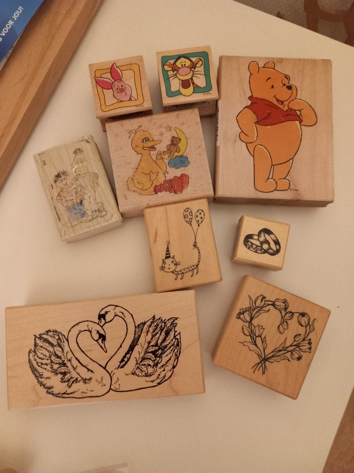 Houten stempels: Disney, Sesamstraat, zwanen, ringen, hart, Ophalen of Verzenden, Gebruikt, Houten stempel