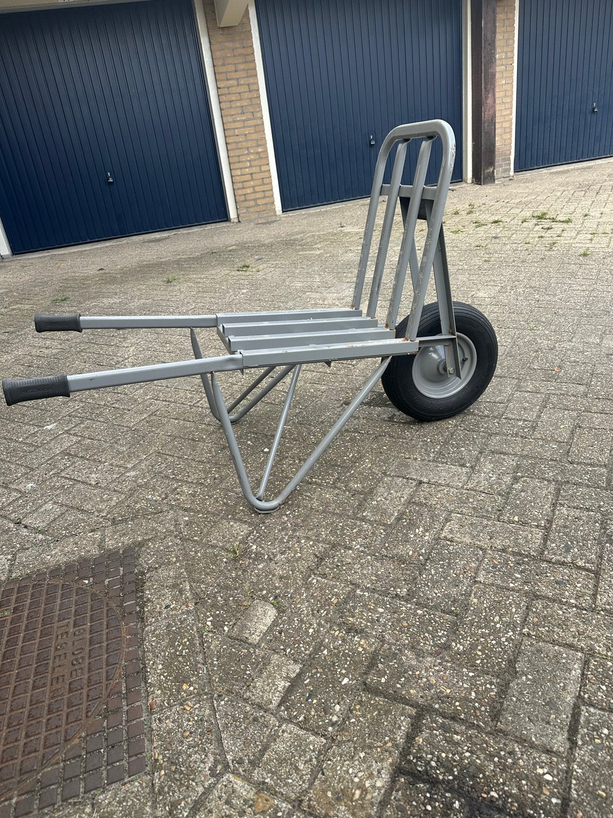 Matador kruiwagen - Stevige transportkar, 80 tot 100 liter, Ophalen of Verzenden, Gebruikt, Transportkar