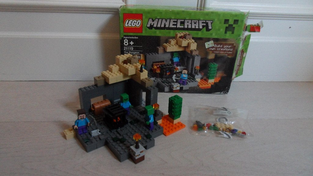 Lego : Minecraft 21119 The Dungeon met doos mist boekje, Gebruikt, Minecraft, Lego, Ophalen of Verzenden