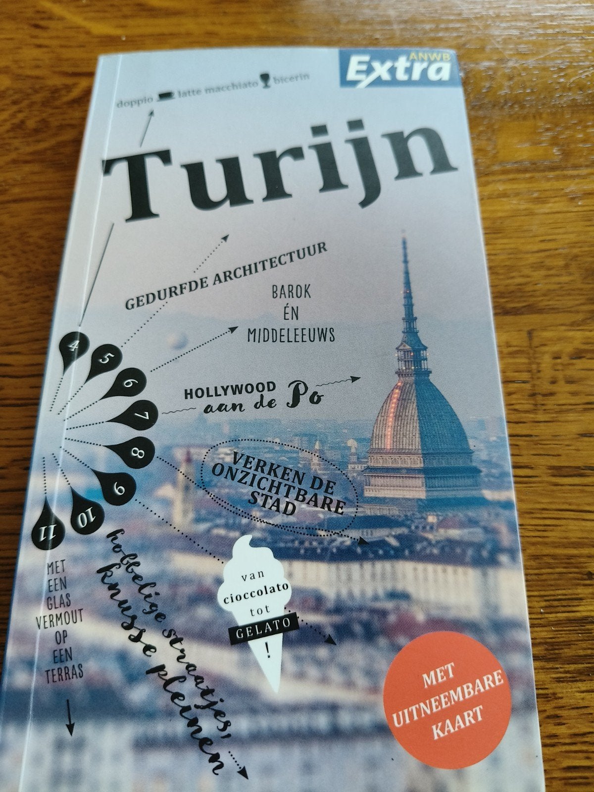 ANWB Extra Reisgids Turijn Italië met uitneembare kaart, Europa, Ophalen of Verzenden, Zo goed als nieuw, Reisgids of -boek