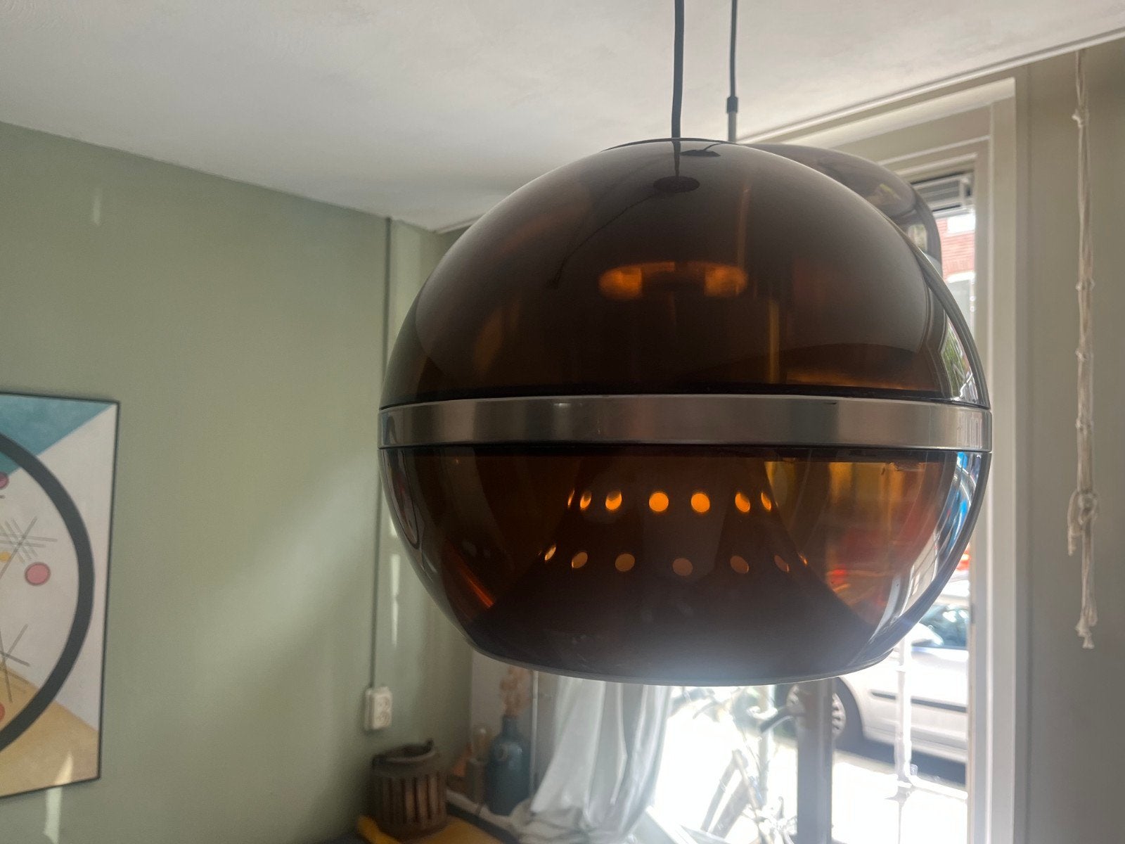 Vintage Bolvormige Hanglamp - Bruin Glas met Metaal, Ophalen, E27 (groot), Zo goed als nieuw, Glas