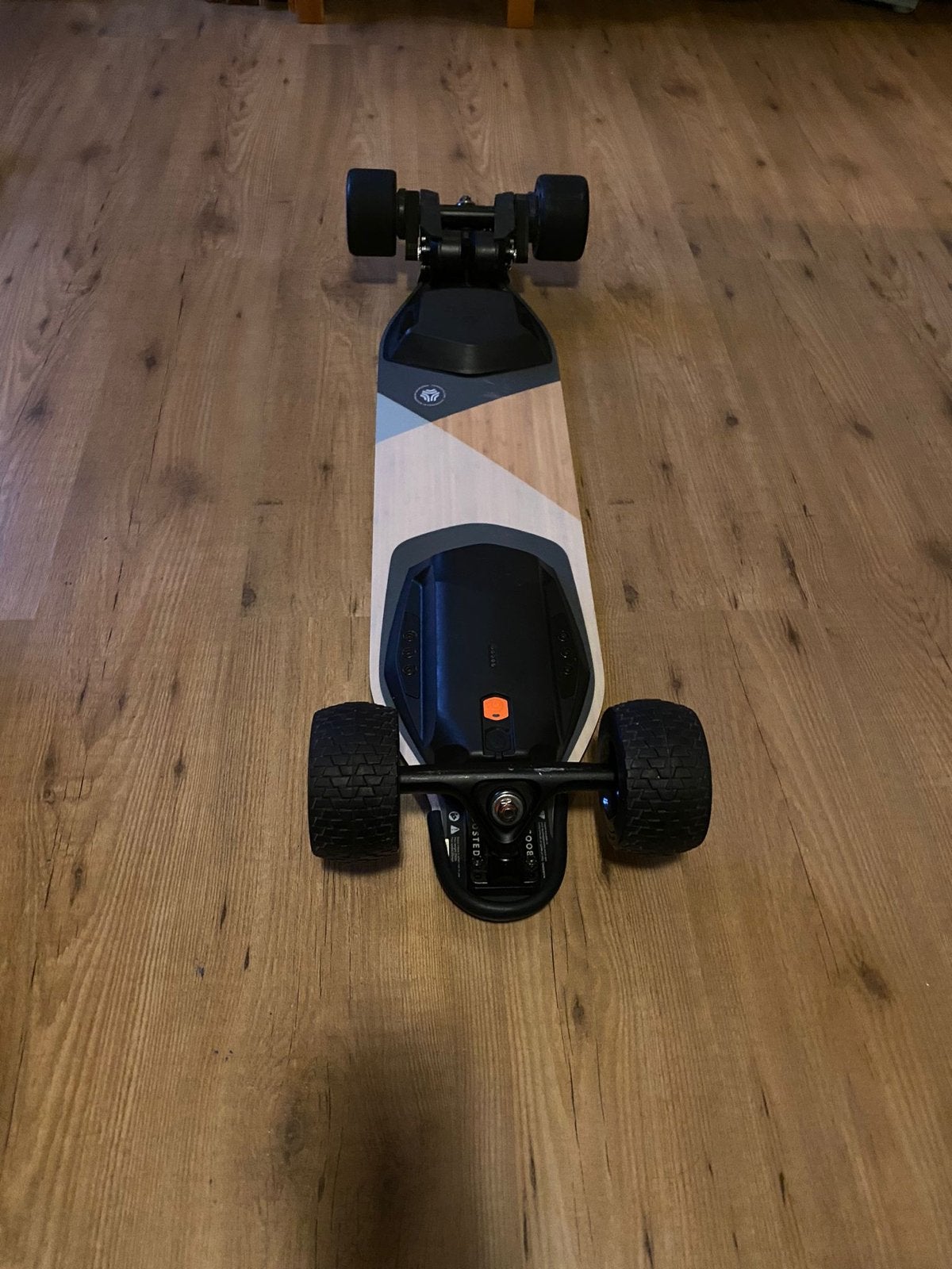 Boosted elektrisch skateboard - Nieuwstaat, USA made, Sport en Fitness, Skateboarden, Ophalen, Nieuw, Skateboard, Longboard