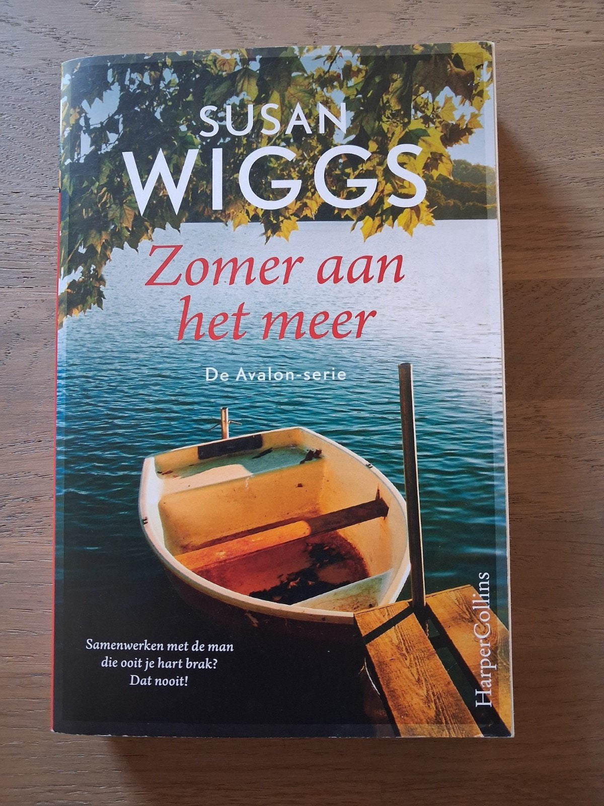 Zomer aan het meer - Susan Wiggs (De Avalon-serie), Ophalen of Verzenden, Zo goed als nieuw, Susan Wiggs, Nederland