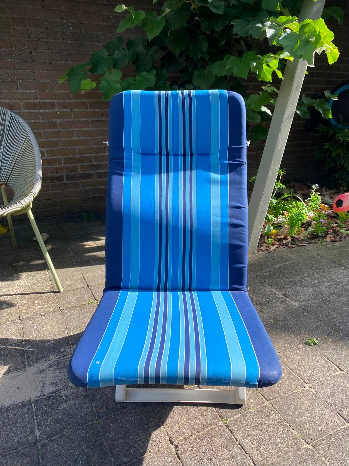 Uitklapbare tuinstoel met kussen, Ophalen, Gebruikt, Kunststof, Inklapbaar
