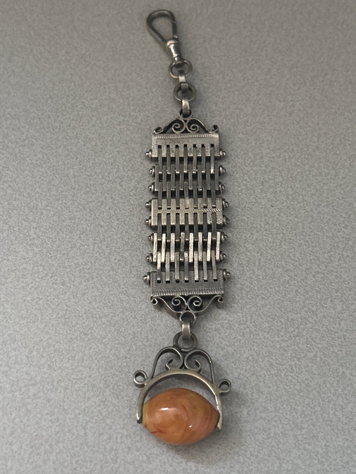 Antieke Zilveren Hanger - chatelaine Amberkleurige Steen, Ophalen of Verzenden