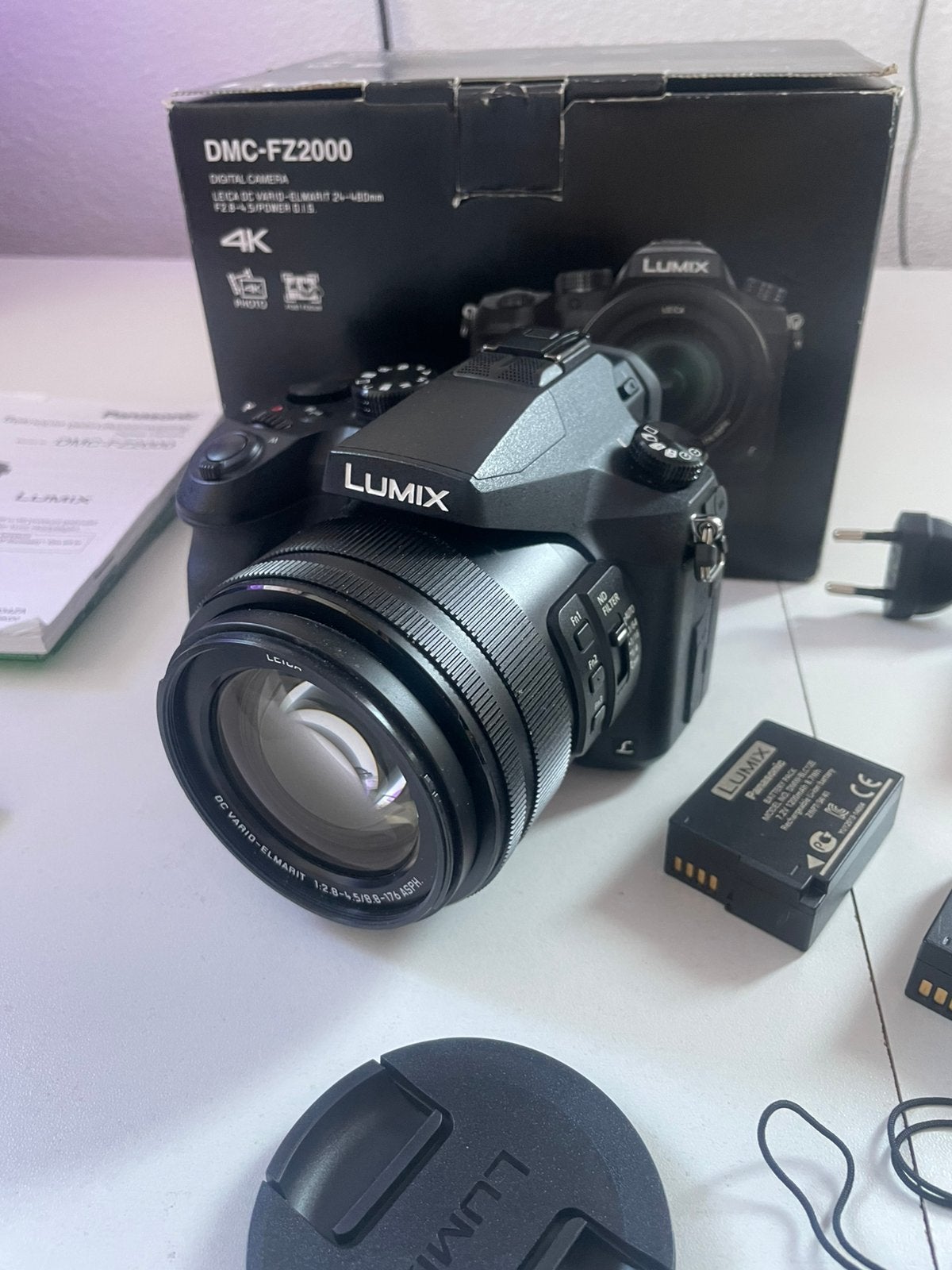Panasonic Lumix DMC-FZ2000 (nieuwstaat), Audio, Tv en Foto, Fotocamera's Digitaal, Zo goed als nieuw, Bridgecamera, Panasonic