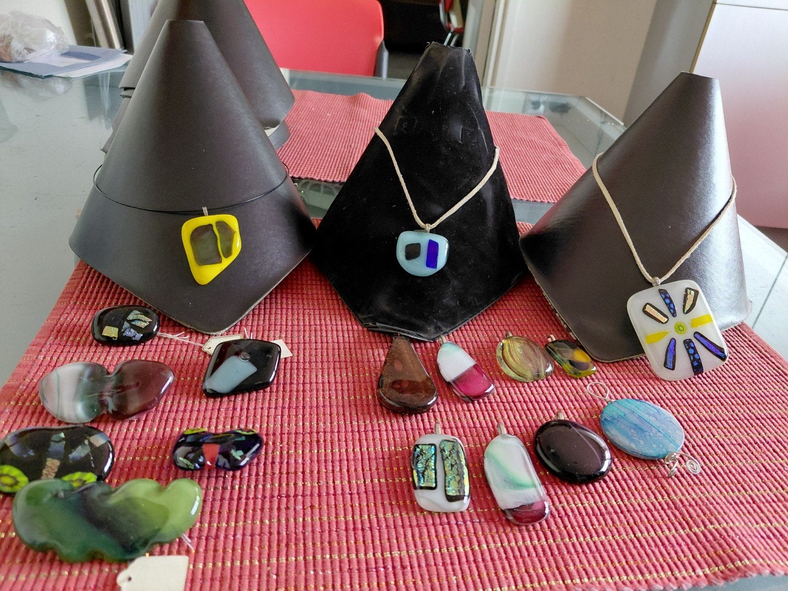 Handgemaakte glazen hangers en broches, Ophalen of Verzenden, Nieuw, Overige typen