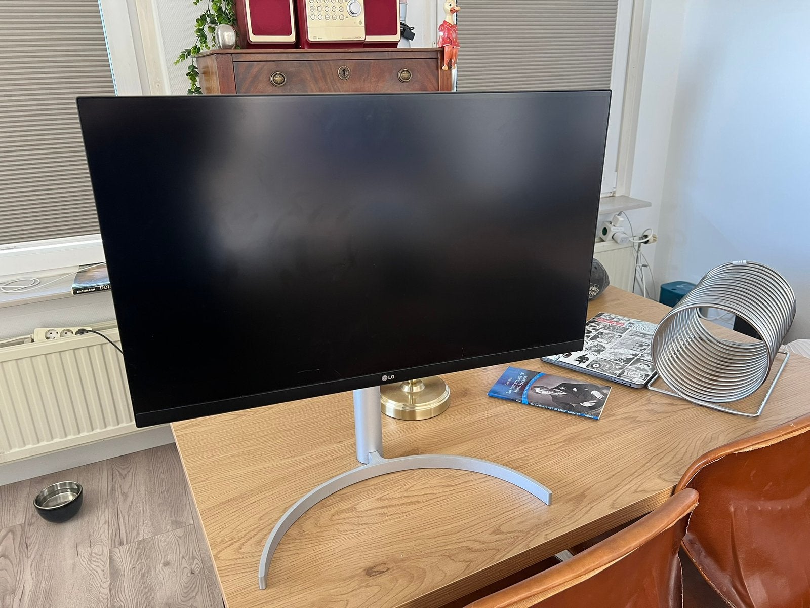 Monitor LG 27UL850 in goede staat, Gebruikt, HDMI, Ultra HD (4K), In hoogte verstelbaar