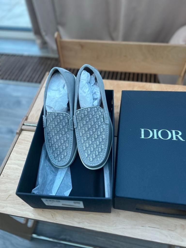 Dior Loafers - helemaal nieuwe instappers (schoenen) maat 41, Ophalen of Verzenden, Zo goed als nieuw, Overige kleuren, Loafers