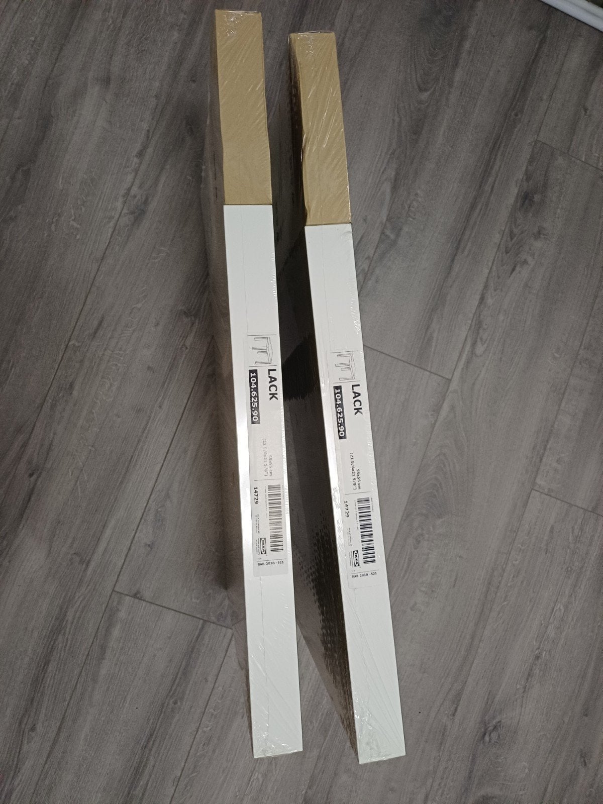 2x Nieuwe IKEA LACK bijzettafels 55x55 cm (groen), Ophalen, Nieuw, Stoel(en)