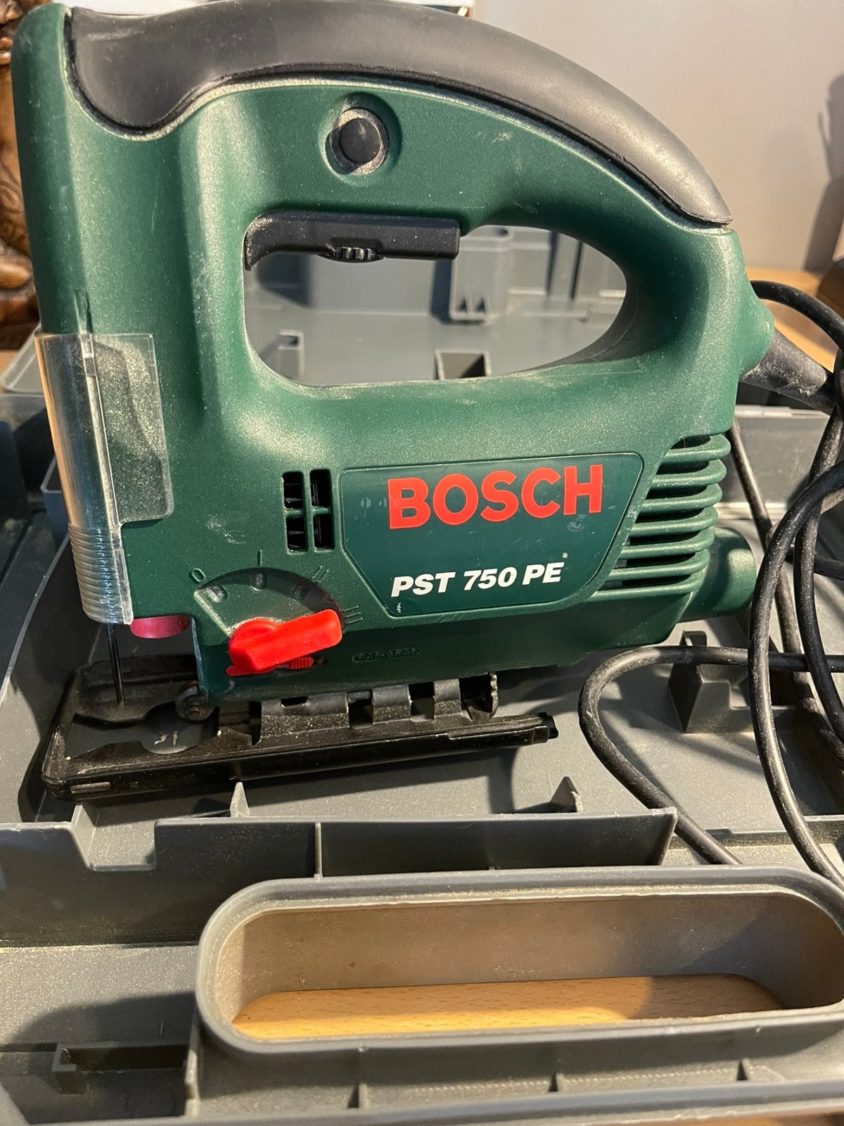 Bosch decopeer zaagmachine in goede staat, Doe-het-zelf en Verbouw, Gereedschap | Zaagmachines, Decoupeerzaag, Ophalen of Verzenden