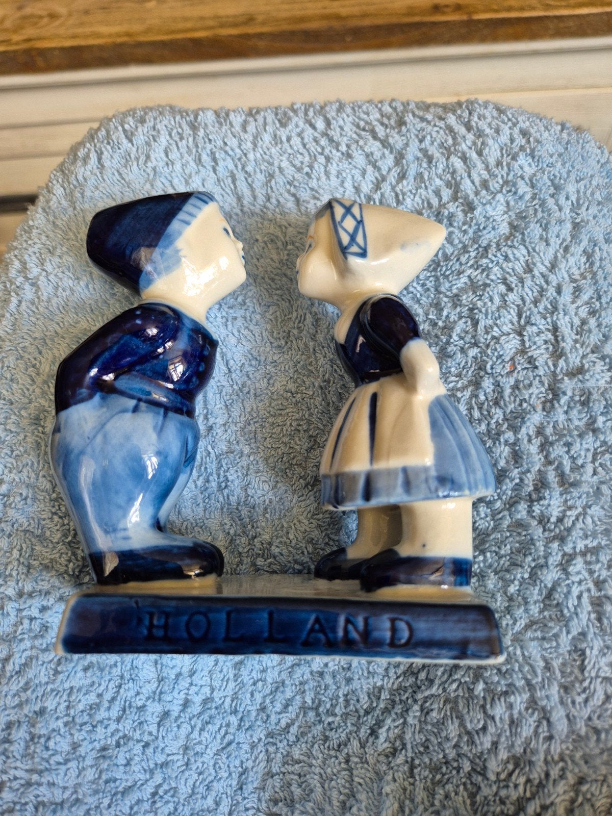 Vintage Delfts Blauw Kussend Paartje – Handpainted Holland, Verzamelen, Ophalen of Verzenden
