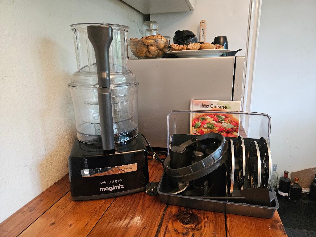 Magimix CS 5200 XL Foodprocessor, Verzenden, Zo goed als nieuw, Vaatwasserbestendig, 3 snelheden of meer