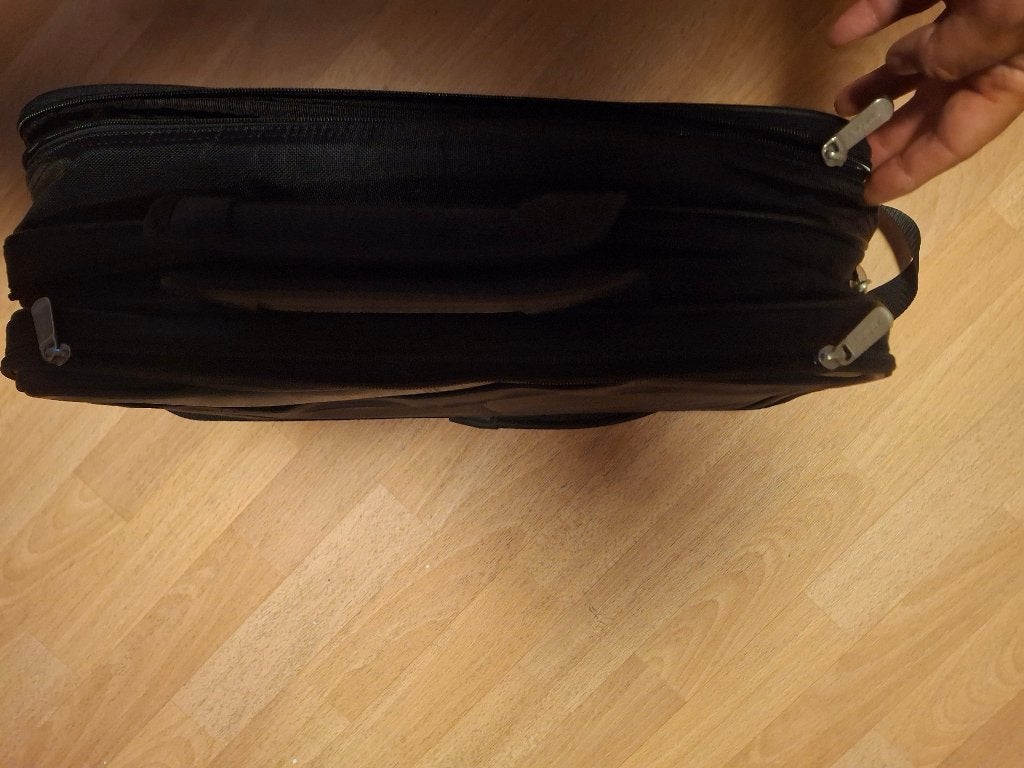 Laptop tas, Ophalen, Zo goed als nieuw
