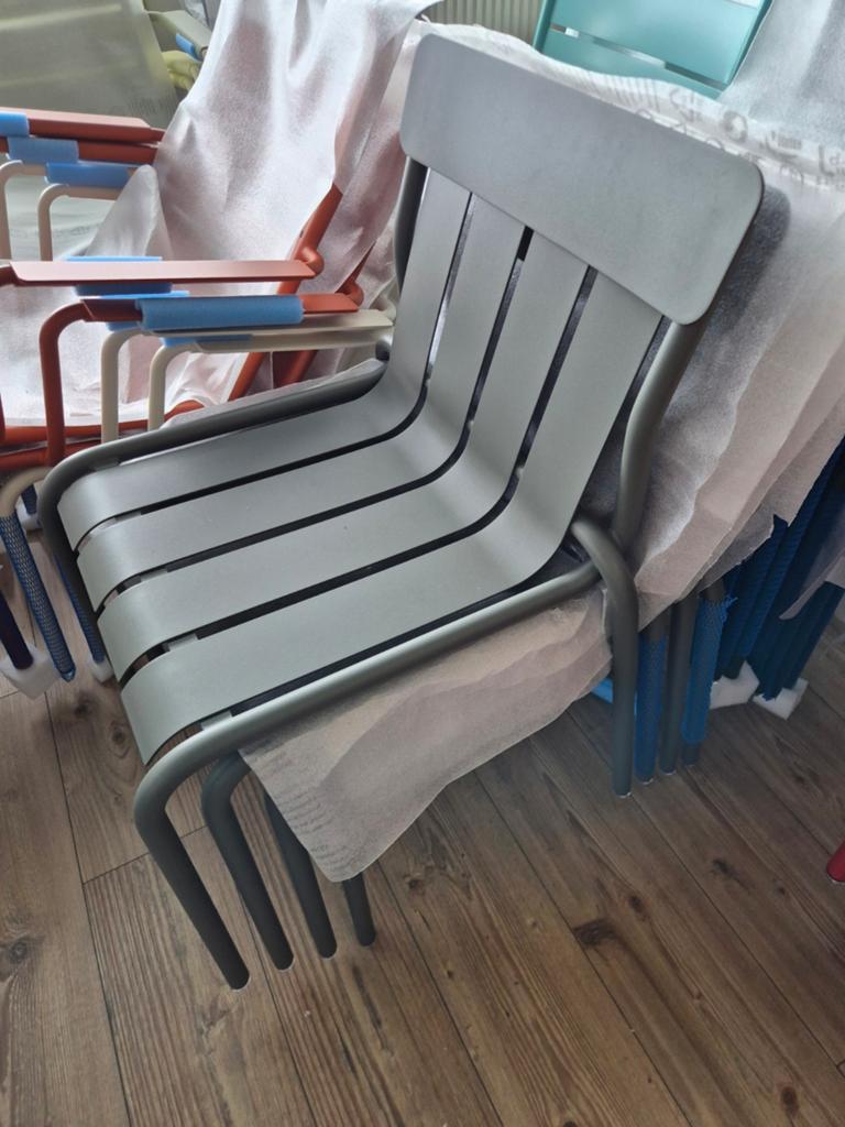 Nieuwe fermob stripe stoelen ocre/rozemarijn Prijs p/st, Ophalen of Verzenden, Nieuw