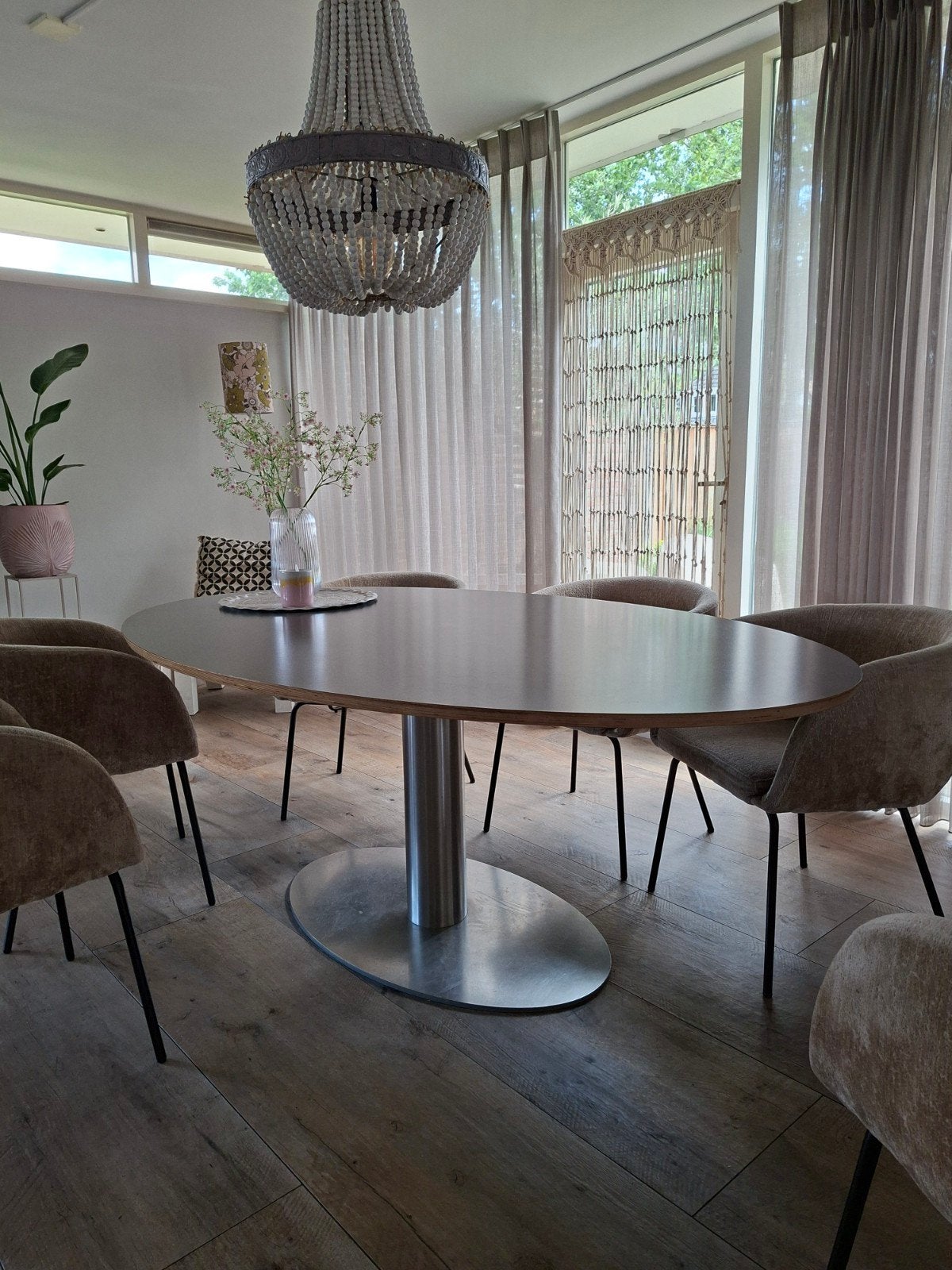 Rob brandt Design Ovale Eettafel met RVS Metalen Poot, Huis en Inrichting, 100 tot 150 cm, 200 cm of meer, Zo goed als nieuw, Vijf personen of meer