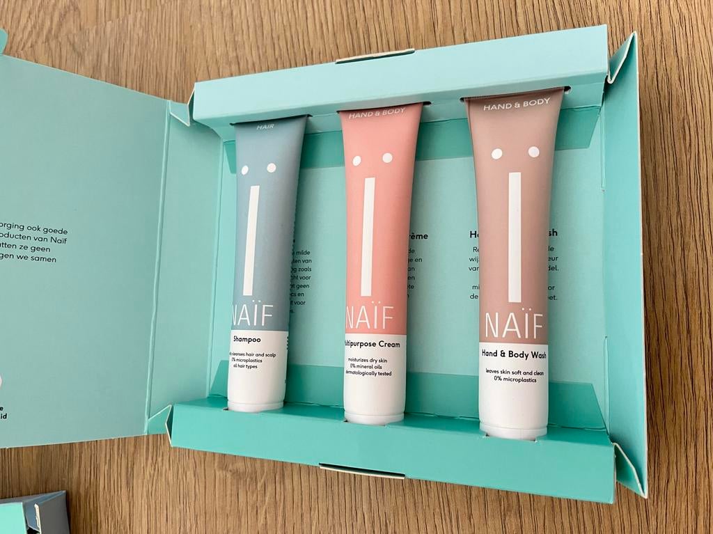 Naïf mini set shampoo, crème en hand & body wash, Ophalen of Verzenden, Nieuw, Shampoo of Conditioner