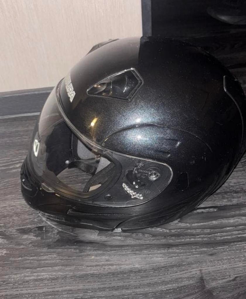 Zwarte Ventura (Bieden/Ruilen Kan Ook), Motoren, Ophalen of Verzenden, Tweedehands, Integraalhelm, Overige merken