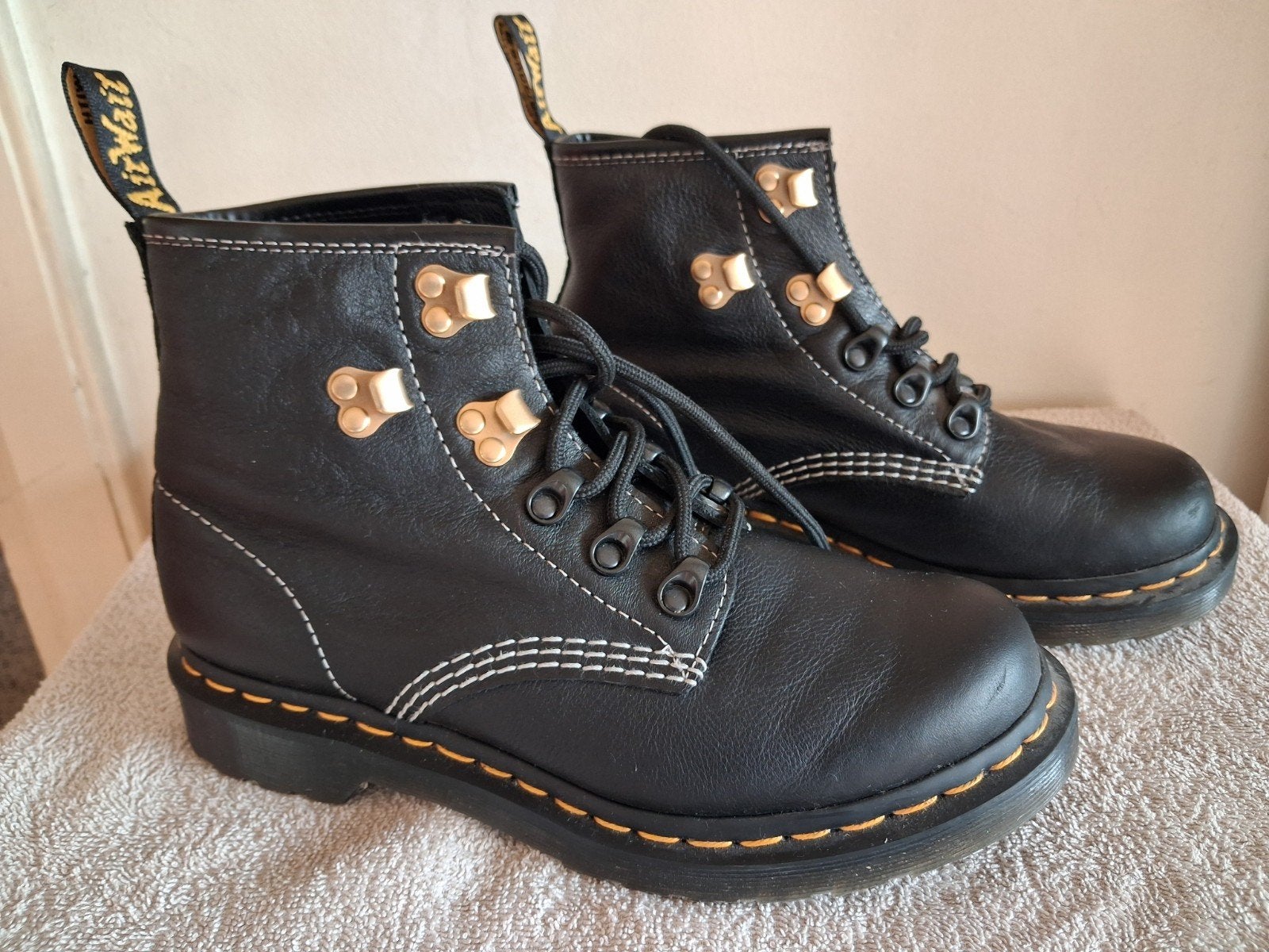 Dr Martens mt 38, Zwart, Lage of Enkellaarzen, Ophalen of Verzenden, Dr. Martens