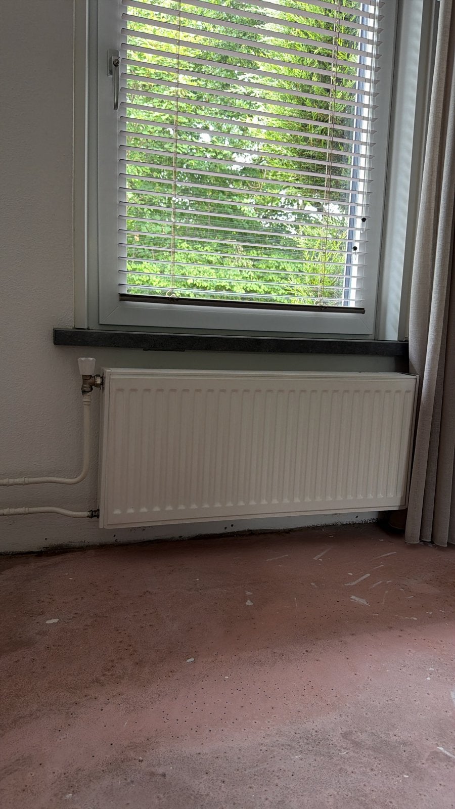 Brugman Radiator - Zo goed als nieuw, 90x40cm, Ophalen, 30 tot 80 cm, 500 tot 800 watt, Radiator