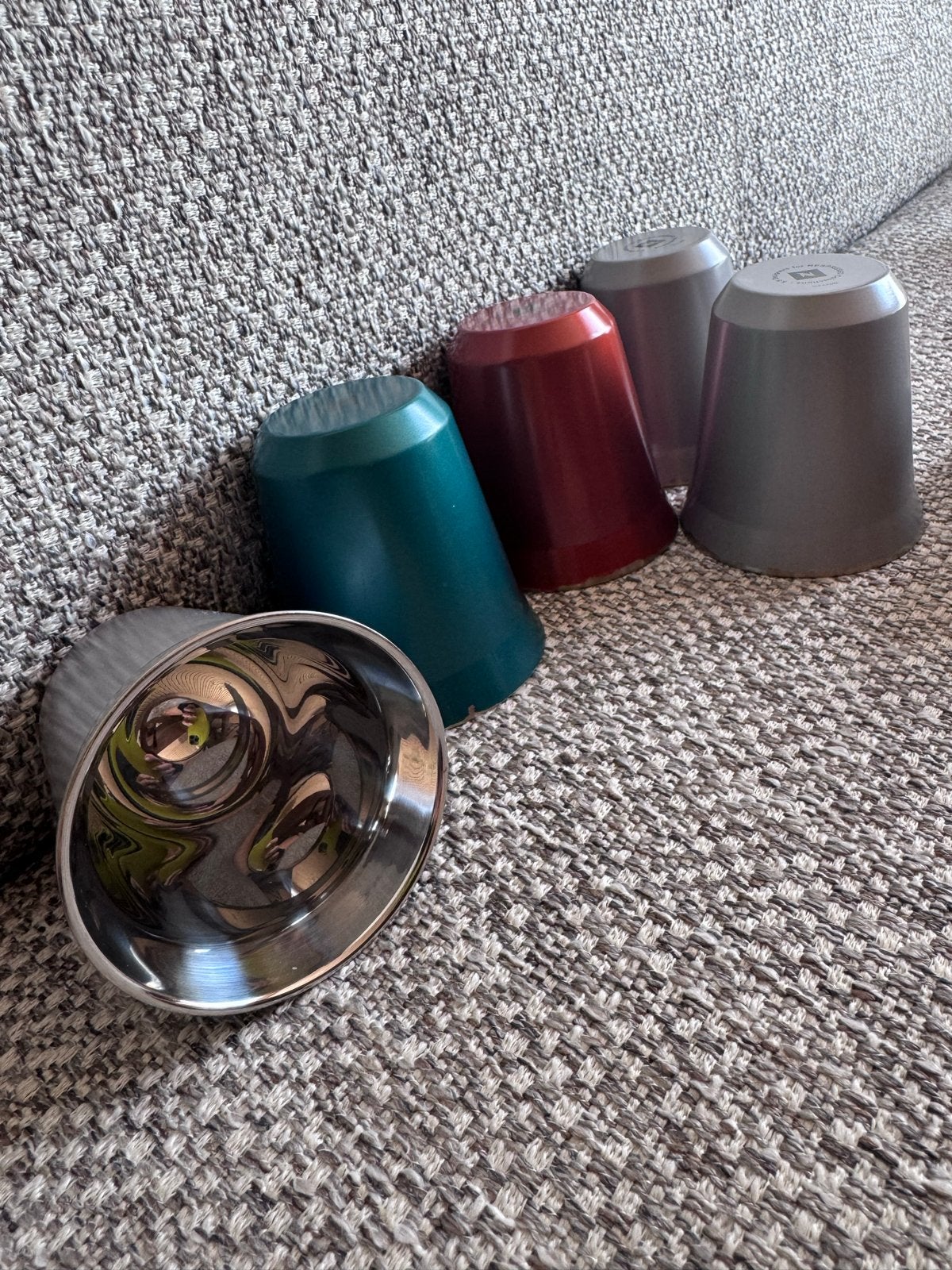 Nespresso Pixie 160ml koffiebekers (5 stuks), Ophalen of Verzenden, Metaal, Meerkleurig, Overige merken