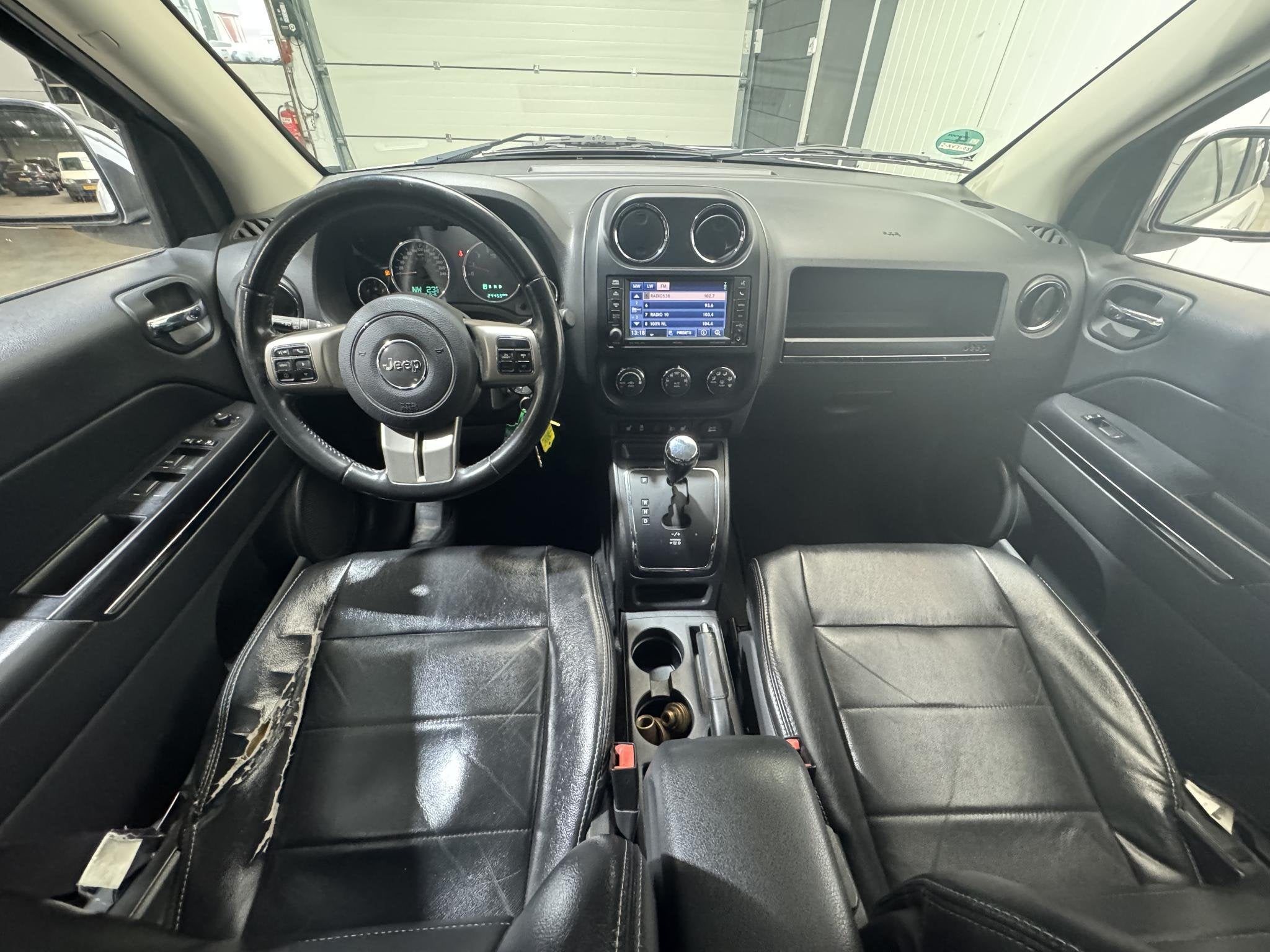Foto 11 van Jeep Compass 2.4 Limited 4WD BAK KAPOT! MOTOR 100%