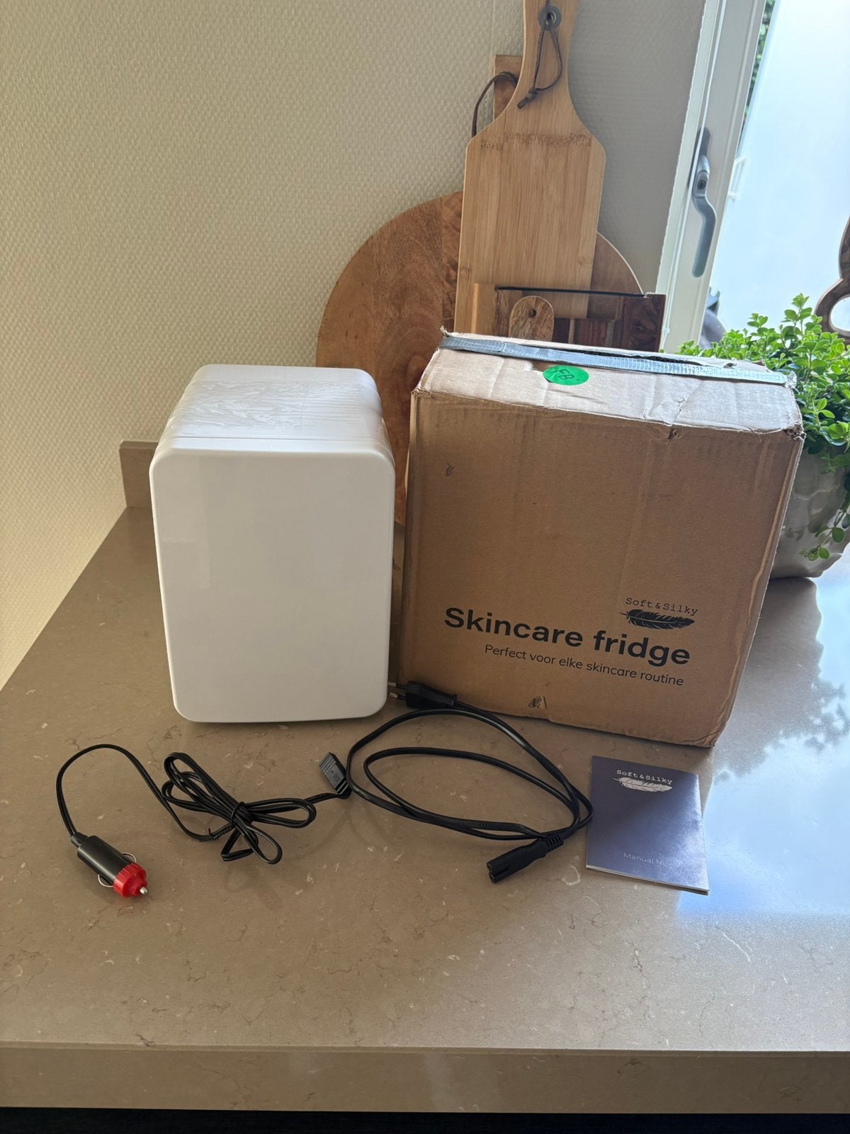 Soft & Silky Skincare fridge - Mini - Make up Organizer, Witgoed en Apparatuur, Koelkasten en IJskasten, !, !, Ophalen of Verzenden