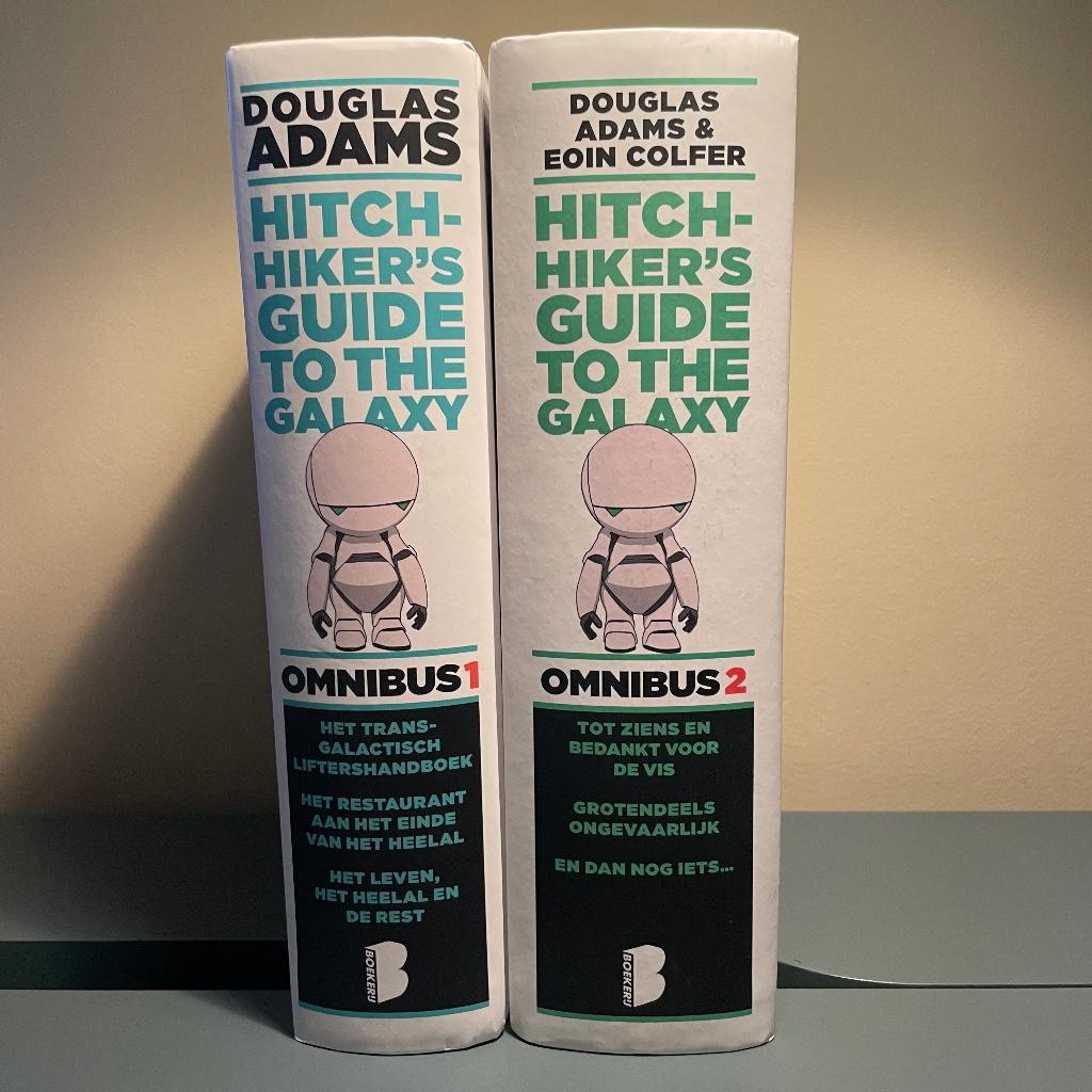 Hitchhicker's guide to the galaxy - Douglas Adams, Boeken, Science fiction, Ophalen of Verzenden, Nieuw, Douglas Adams