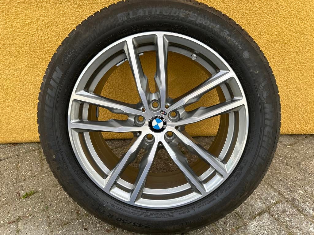 BMW 19 inch nieuwe set velgen met banden 245/50/19R19m serie, ., Banden en Velgen, ., All Season