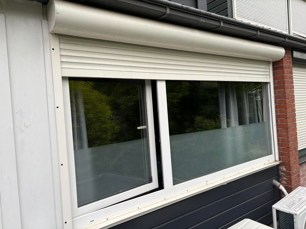 Elektrisch Rolluik 280cm, Doe-het-zelf en Verbouw, Rolluiken, Ophalen of Verzenden, Zo goed als nieuw, 200 cm of meer