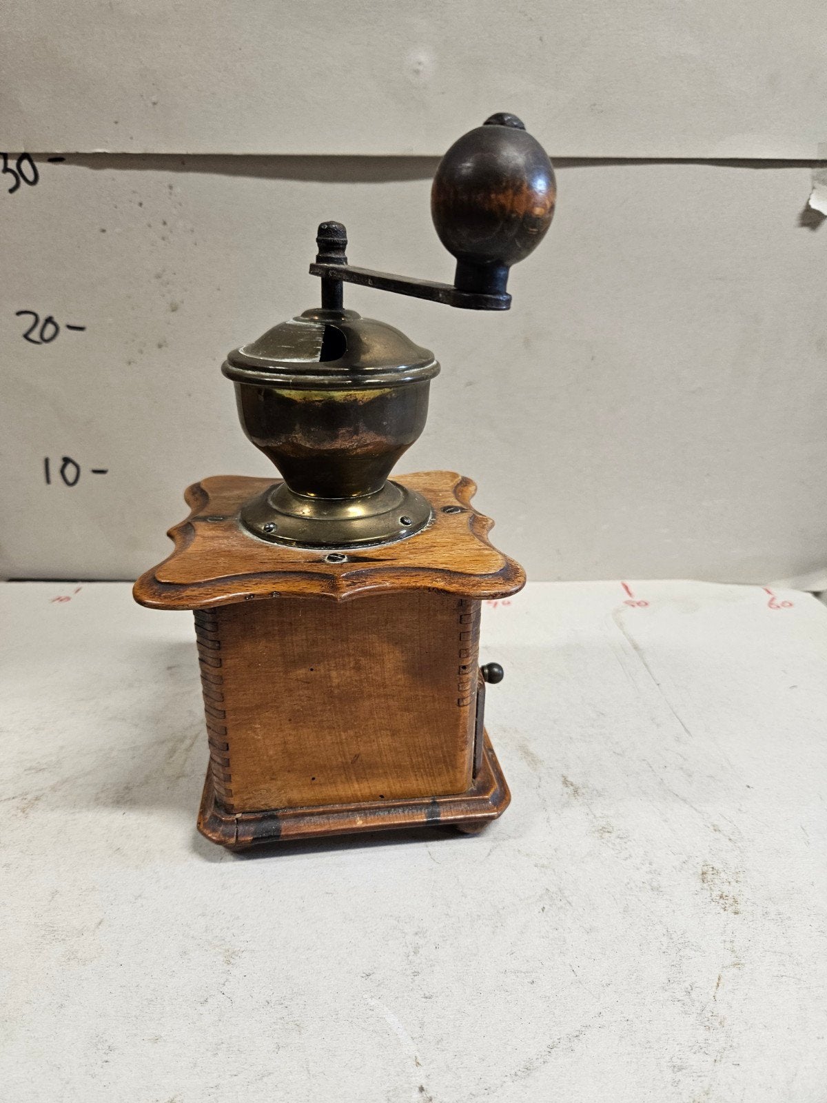 Antieke Java Koffiemolen met Gesmeed Maalwerk, Ophalen of Verzenden