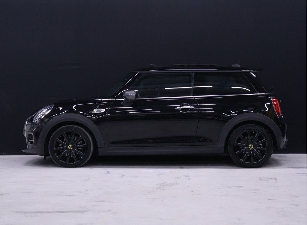 MINI Electric Yours 33 kWh [SCHUIFDAK, APPLE CARPLAY, CAMERA, Auto's, Mini, Automatische klimaatregeling, 4 stoelen, 184 pk, 270 km