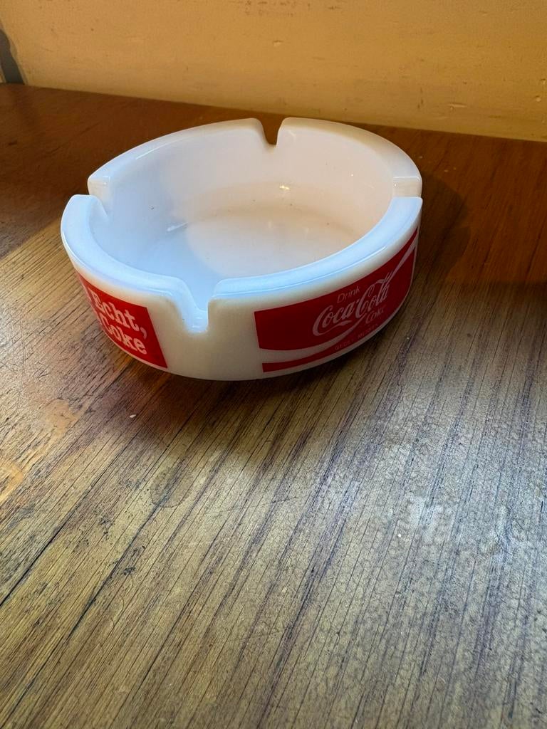 Coca-Cola asbak, Ophalen of Verzenden, Zo goed als nieuw, Gebruiksvoorwerp