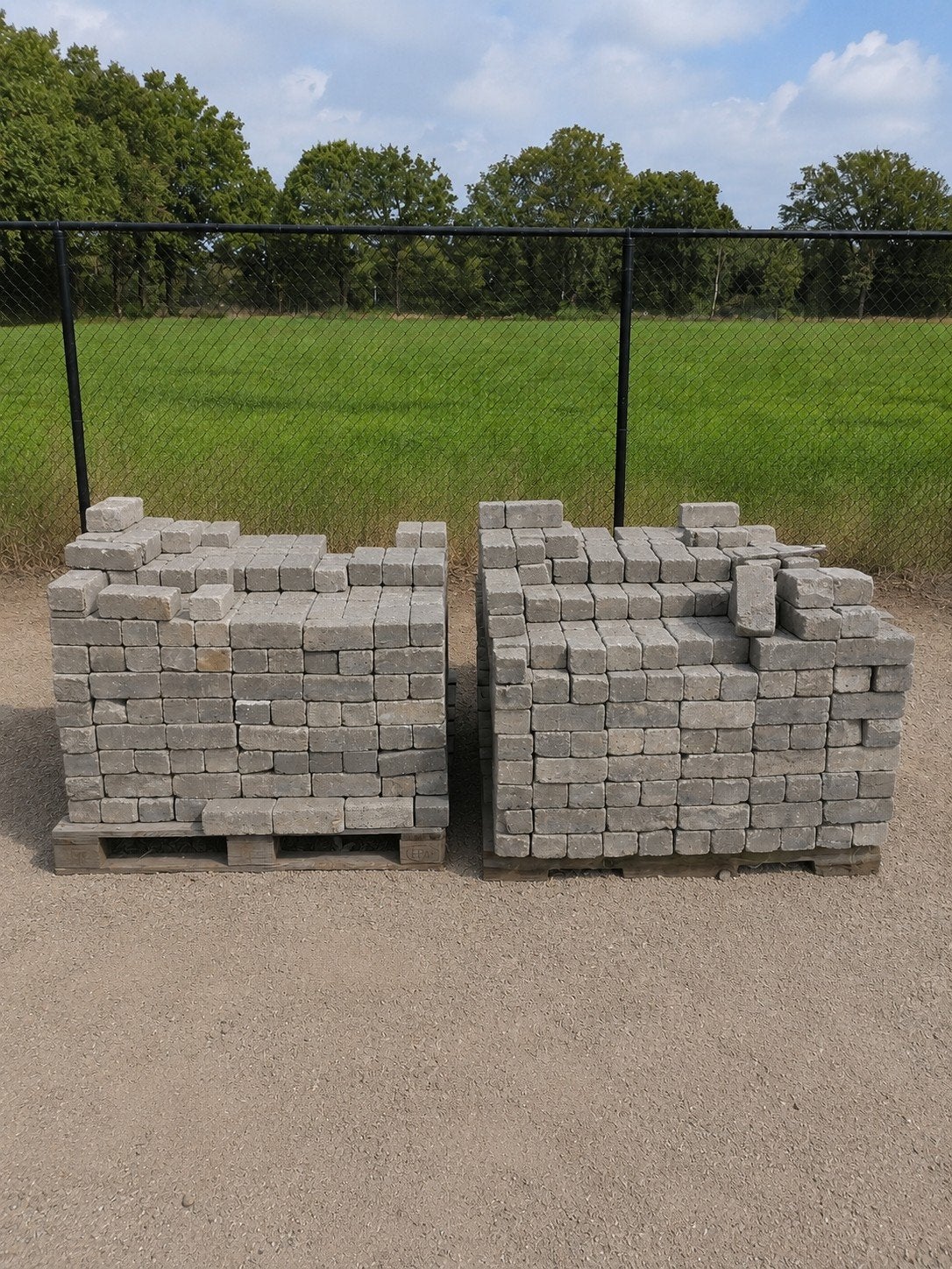Gratis betonklinkers - Ideaal voor oprit of terras, Ophalen of Verzenden, Gebruikt, Beton, Klinkers