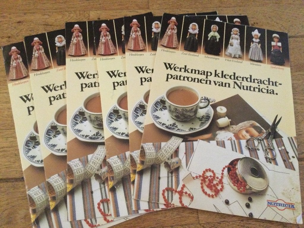 Klederdrachtpatronen Nutricia, Ophalen of Verzenden, Nieuw, Vrouw, Overige merken