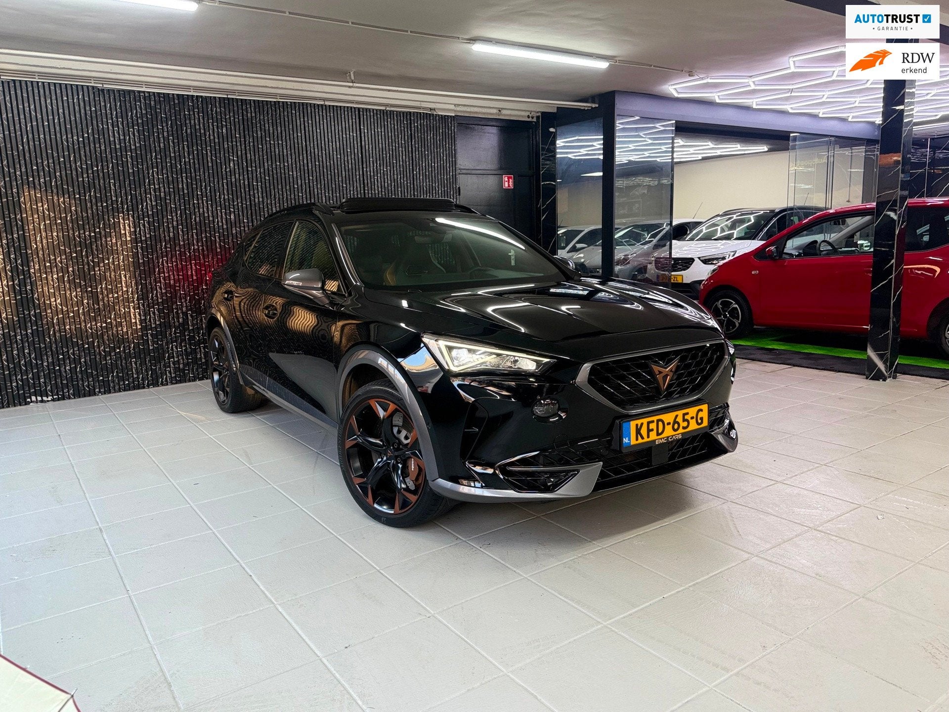 Cupra FORMENTOR 2.0 TSI 4DRIVE, Euro 6, 4 cilinders, Leder en Stof, Zwart