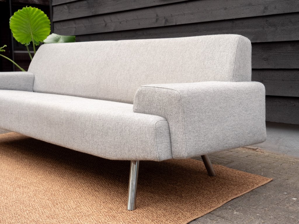 Havee Cloak Sky | 3,5 zits design bank | Grijs wol, Randweg 18  4104 AC, Culemborg, Hout, Havee, Driepersoons
