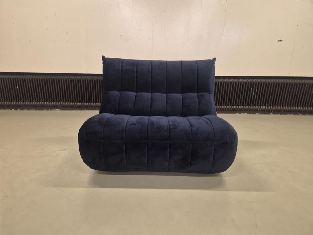 SHOWROOM OUTLET - Mirella Loveseat - Velvet - Blauw - Design, Laan der Techniek 21, Veenendaal, JC Furniture, Ophalen of Verzenden
