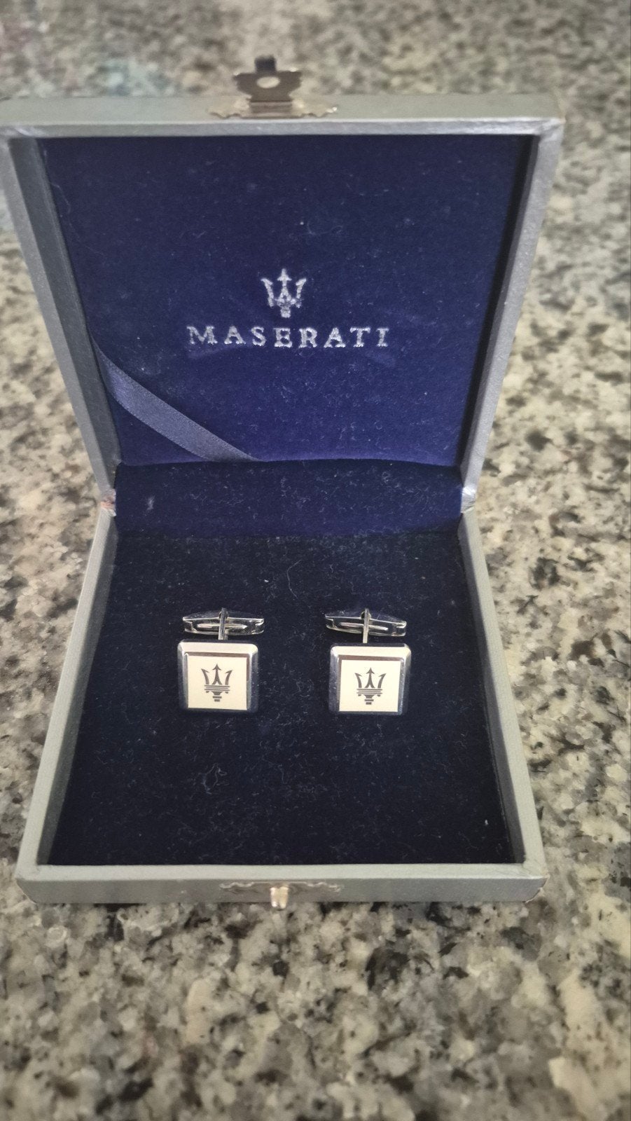925 zilveren manchetknopen Maserati, Sieraden, Tassen en Uiterlijk, Manchetknopen, Ophalen of Verzenden, Zo goed als nieuw, Zilver
