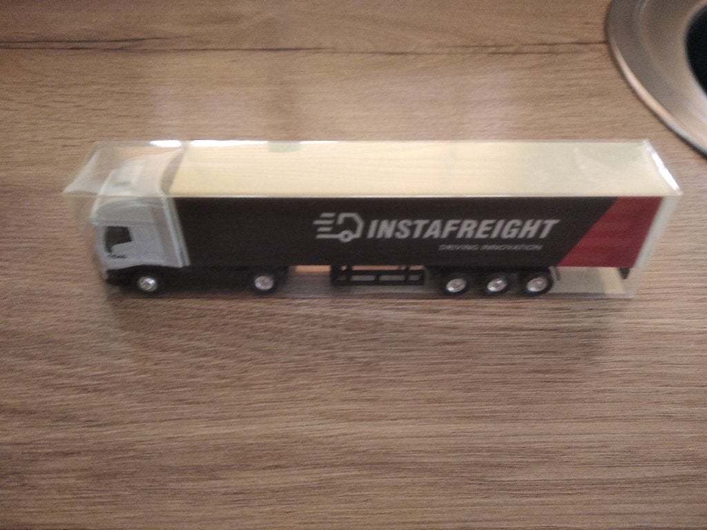 modeltruck 1:87 Instafreight, Ophalen of Verzenden, Nieuw, Bus of Vrachtwagen, Overige merken