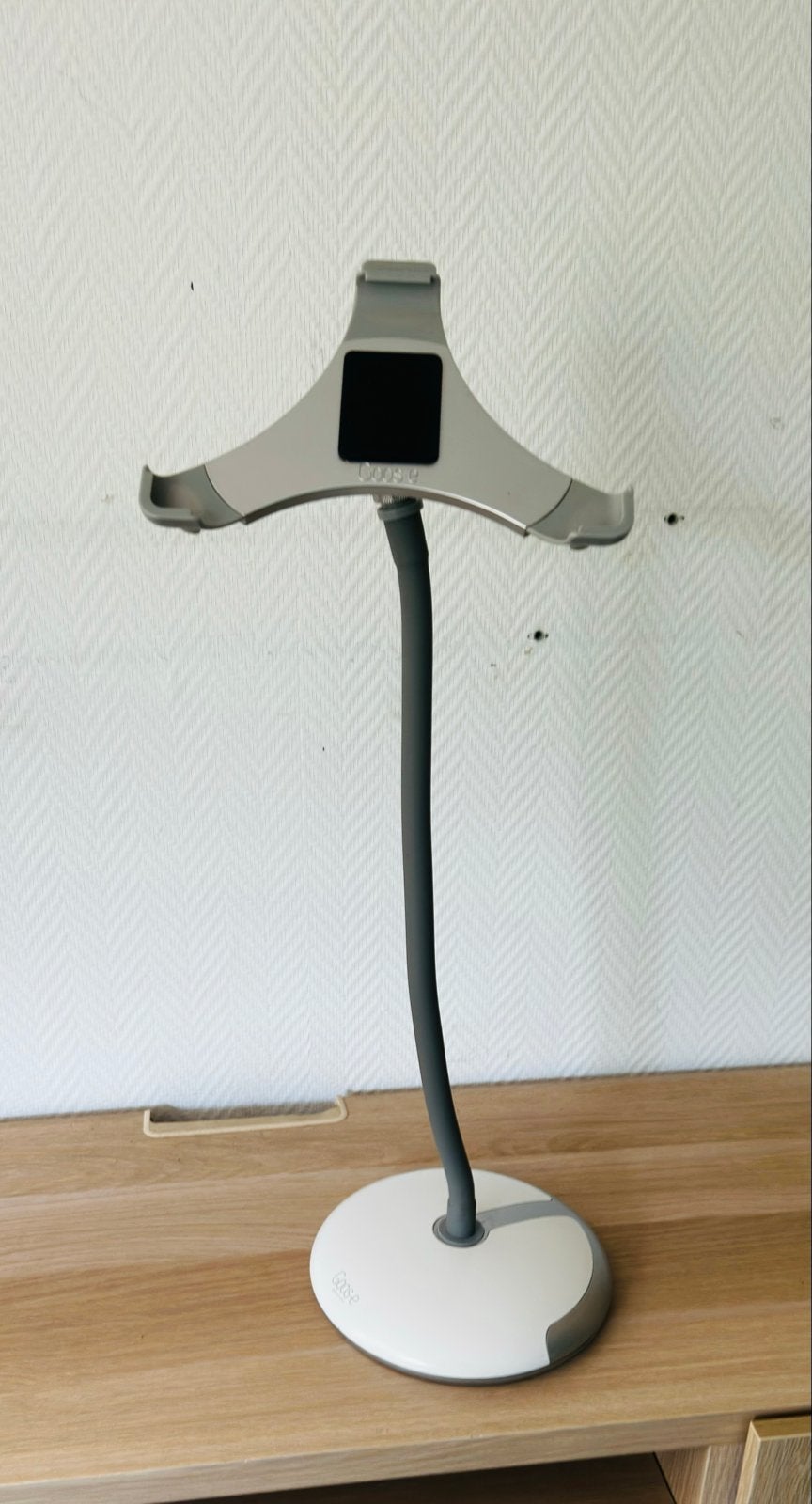 GOOS-E  Tablet houder / iPad houder - 55 cm hoog, Ophalen of Verzenden, Gebruikt