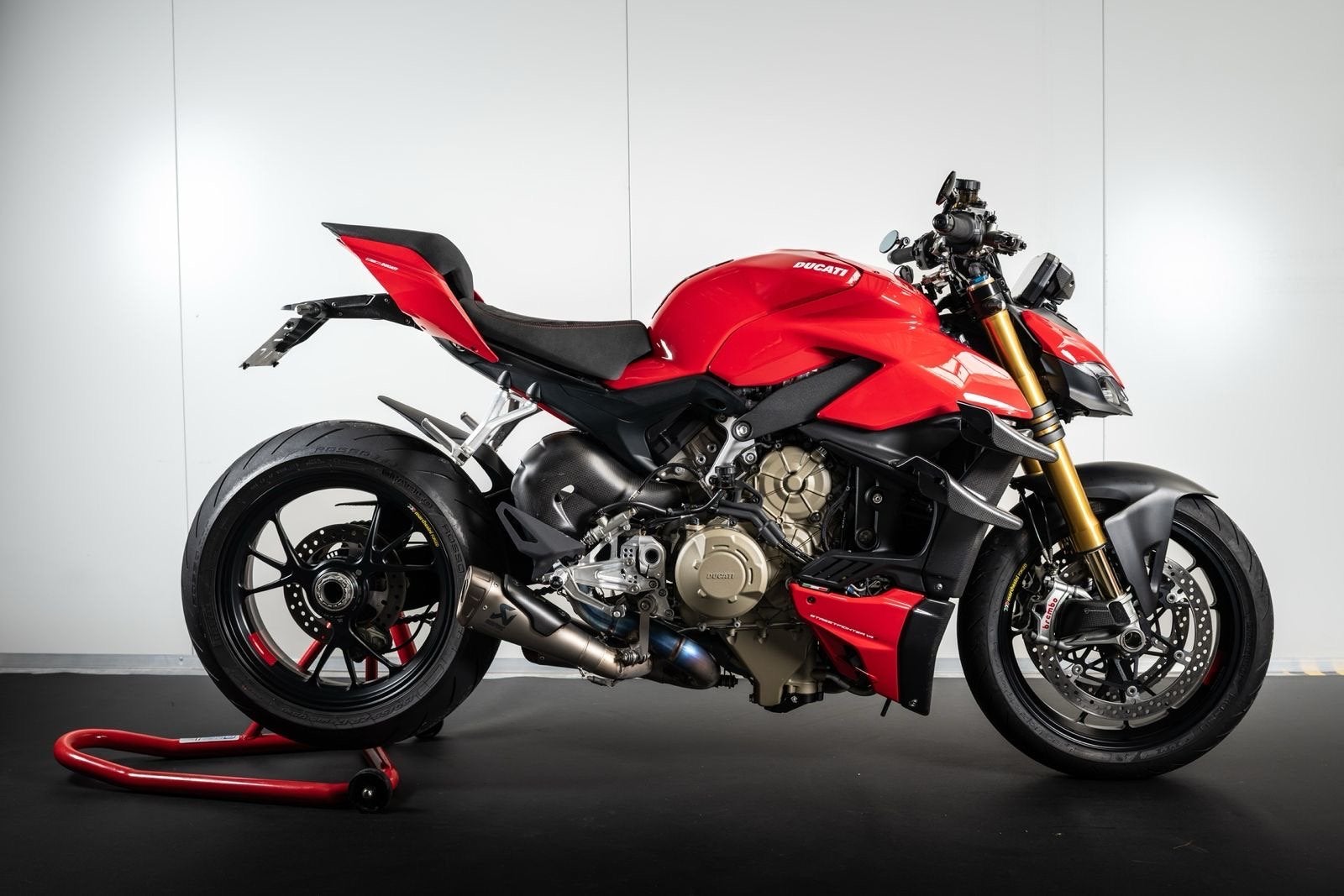 Ducati Streetfighter V4S - Akrapovic, Carbon, Öhlins -BTW, Motoren, Motoren | Ducati, 4 cilinders, Motorrijbewijs A, Gebruikt