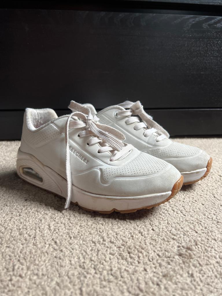 Skechers sneakers wit maat 35, Ophalen of Verzenden, Gebruikt, Meisje, Schoenen