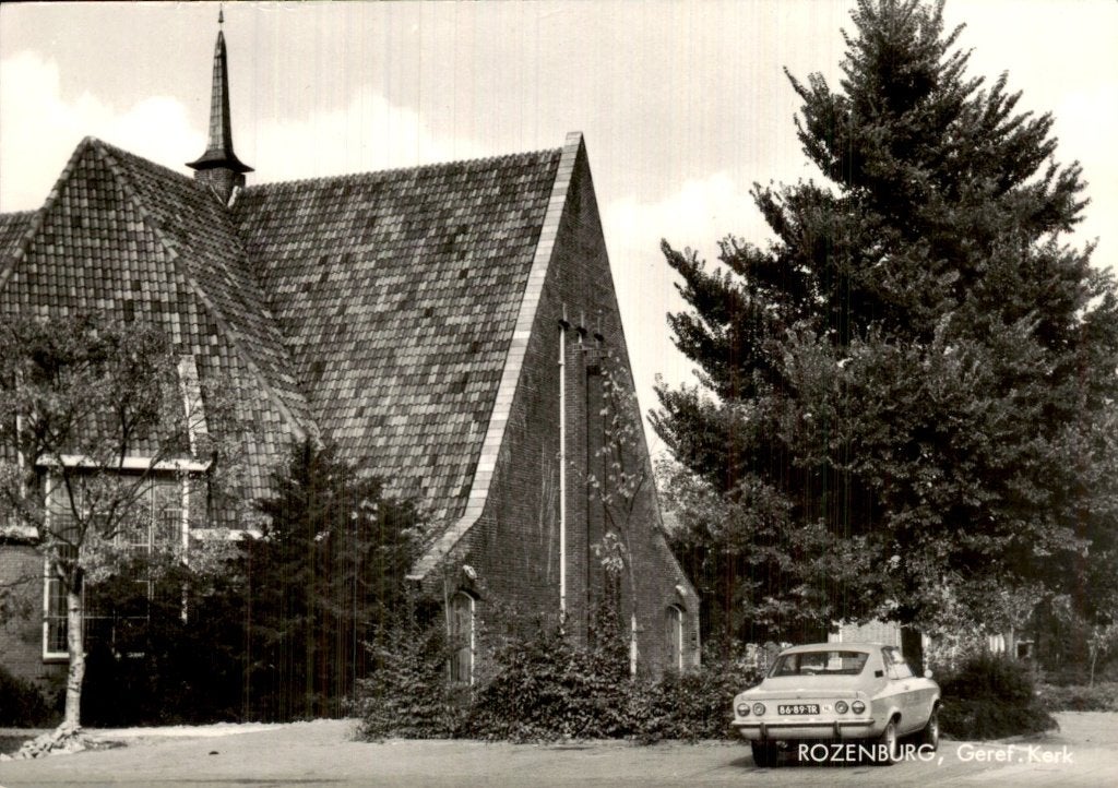 Rozenburg - Geref. Kerk - Zijaanzicht, Ophalen of Verzenden, 1960 tot 1980, Ongelopen, Zuid-Holland