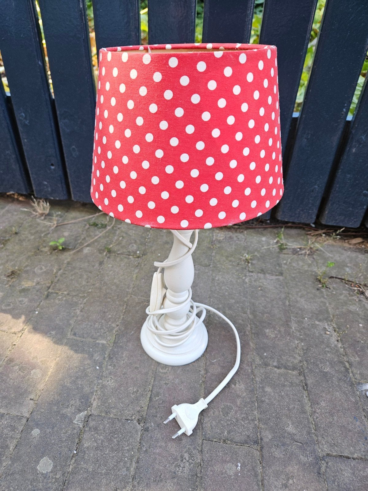 Leuk paddestoel tafellampje, rood met witte stippen, Gebruikt, Vintage, Paddenstoellamp, Met schakelaar