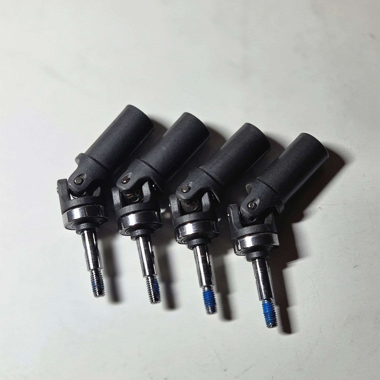 Driveshafts - Traxxas mini maxx, Hobby en Vrije tijd, Modelbouw | Radiografisch | Auto's, Ophalen of Verzenden, Overige schalen