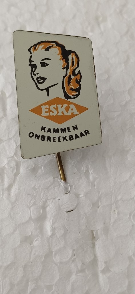 Eska kammen onbreekbaar, Verzamelen, Ophalen of Verzenden, Zo goed als nieuw, Overige onderwerpen