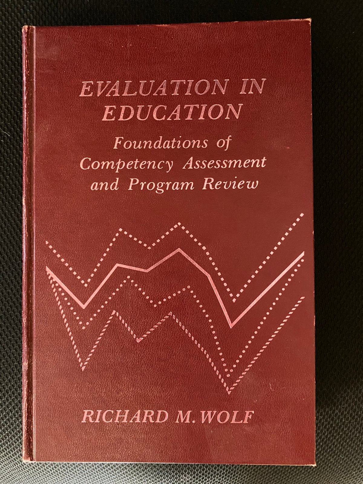 Evaluation in Education - Foundations of competency assessme, Ophalen of Verzenden, Alpha, Gelezen, WO