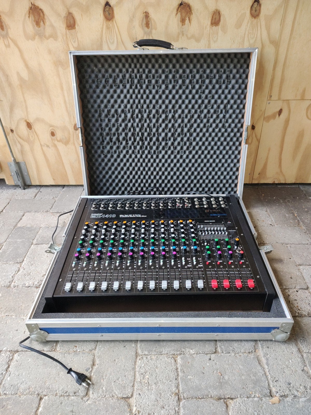 Inkel MX-1410 defect!!!!, Ophalen, Gebruikt, 10 tot 20 kanalen, Microfooningang
